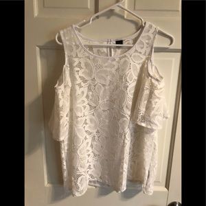 Worthington cold shoulder blouse